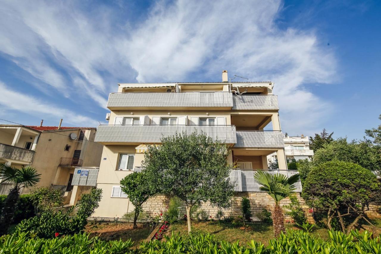 Apartments & Rooms Peranic Novalja Exterior photo